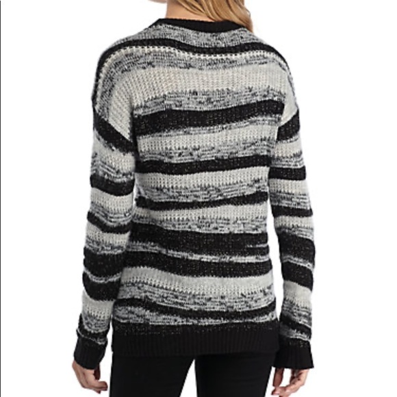 New Directions Longsleeves Stripe Sweater - Picture 2 of 7